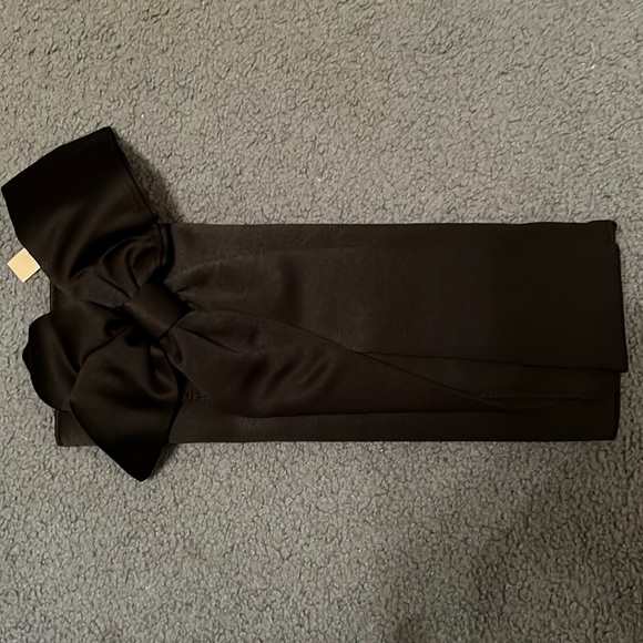 NWT black clutch with bow